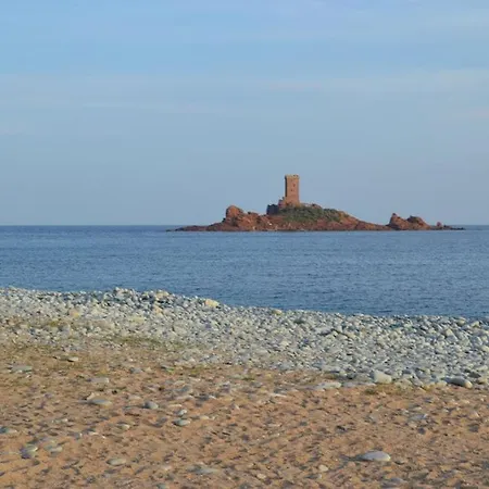 Un Coin De Paradis A Cap Esterel